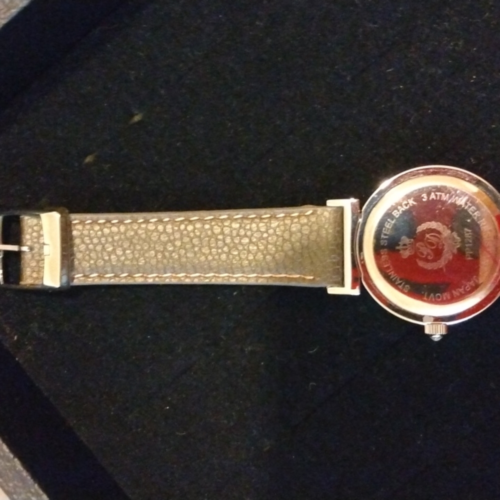 Premier Designs Watch. - Picture 3 of 8